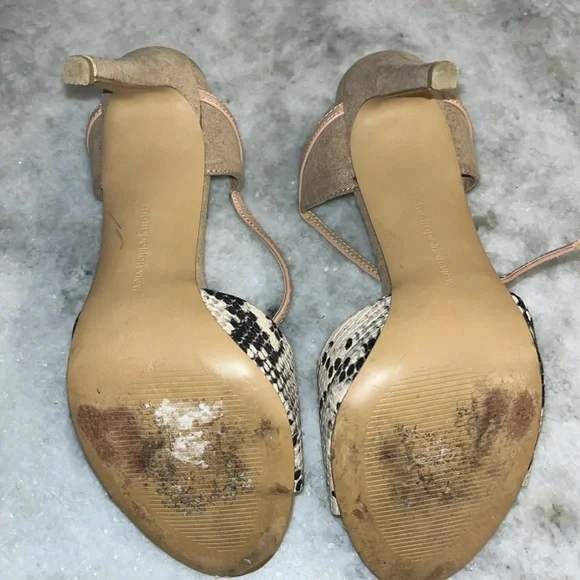 Women's Tan and Black Sandals - Picture 3 of 3